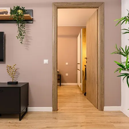 1bdr Near Schei Gate Appartement